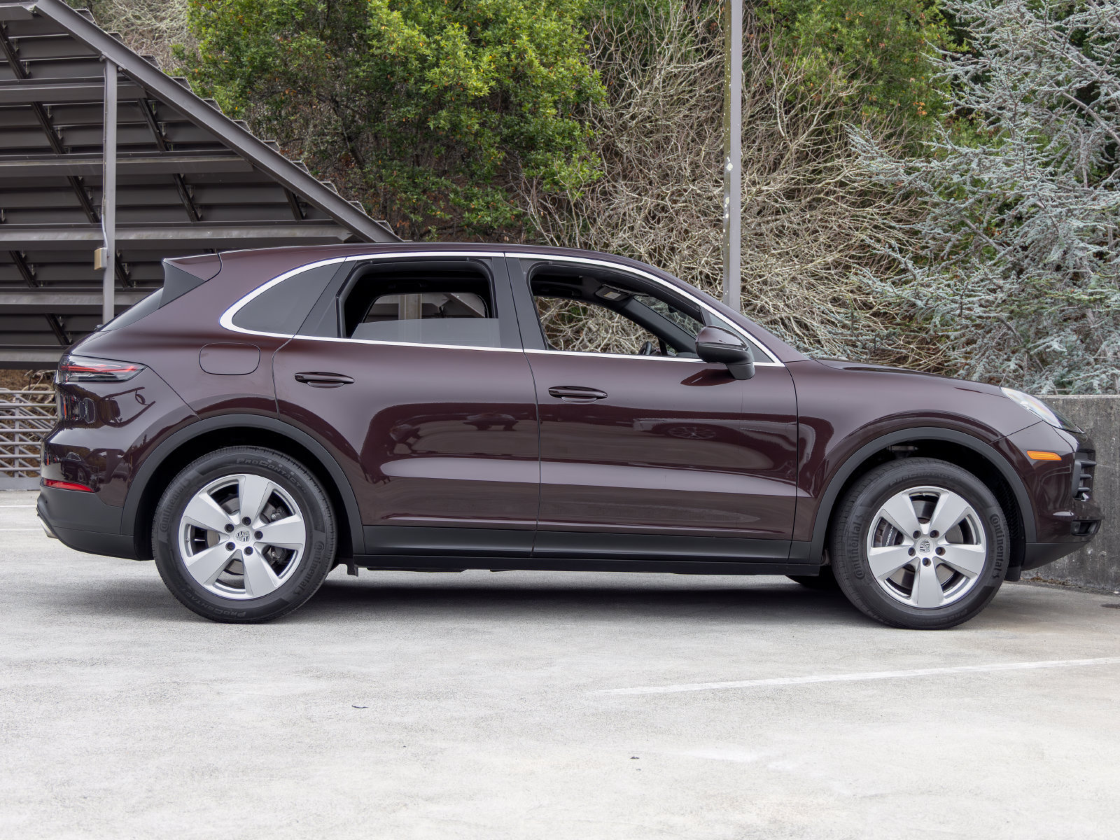 Certified 2021 Porsche Cayenne AWD/4WD image 12