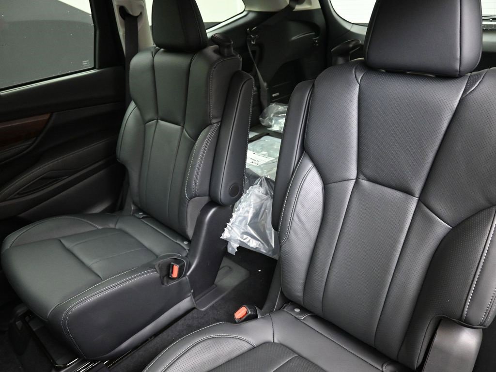 New 2025 Subaru Ascent Touring w/ Popular Package #2 image 19