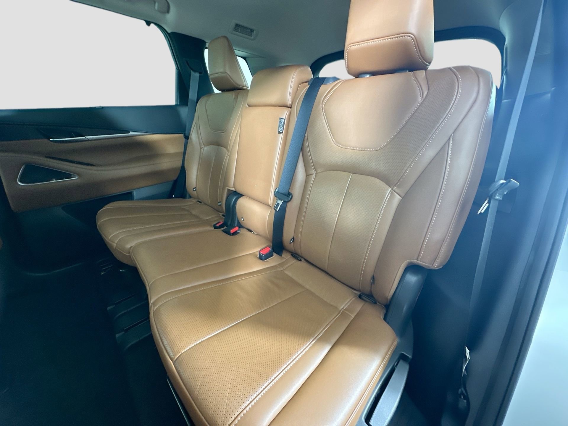 Used 2024 INFINITI QX60 Sensory w/ Vision Package image 26