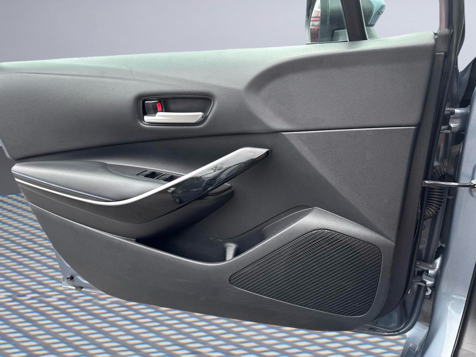 Used 2021 Toyota Corolla XSE w/ Carpet Mat Package (TMS) FWD image 15