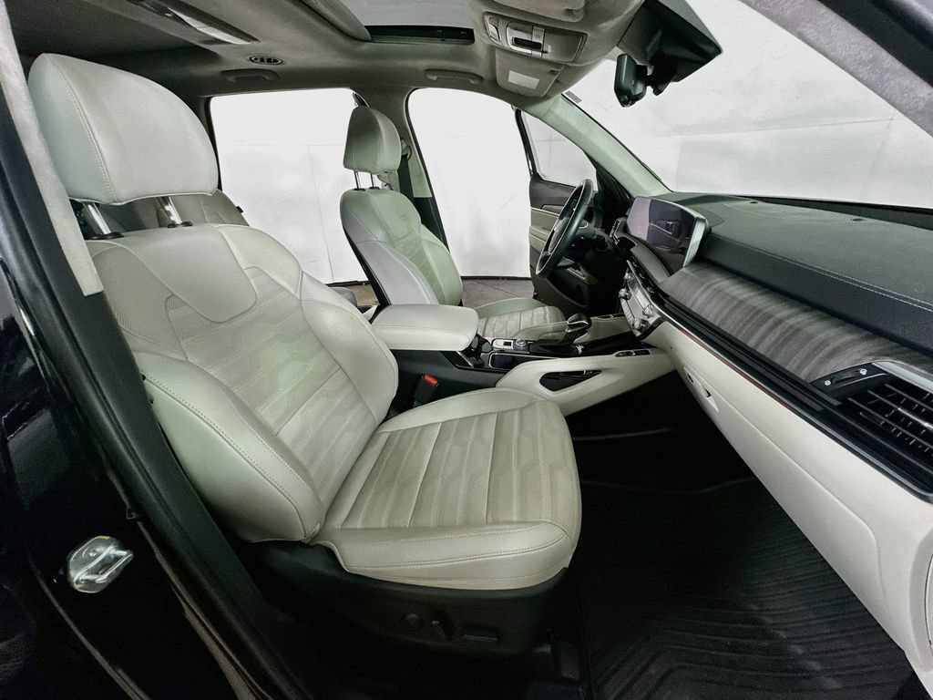 Used 2024 Kia Telluride SX Prestige AWD/4WD image 14