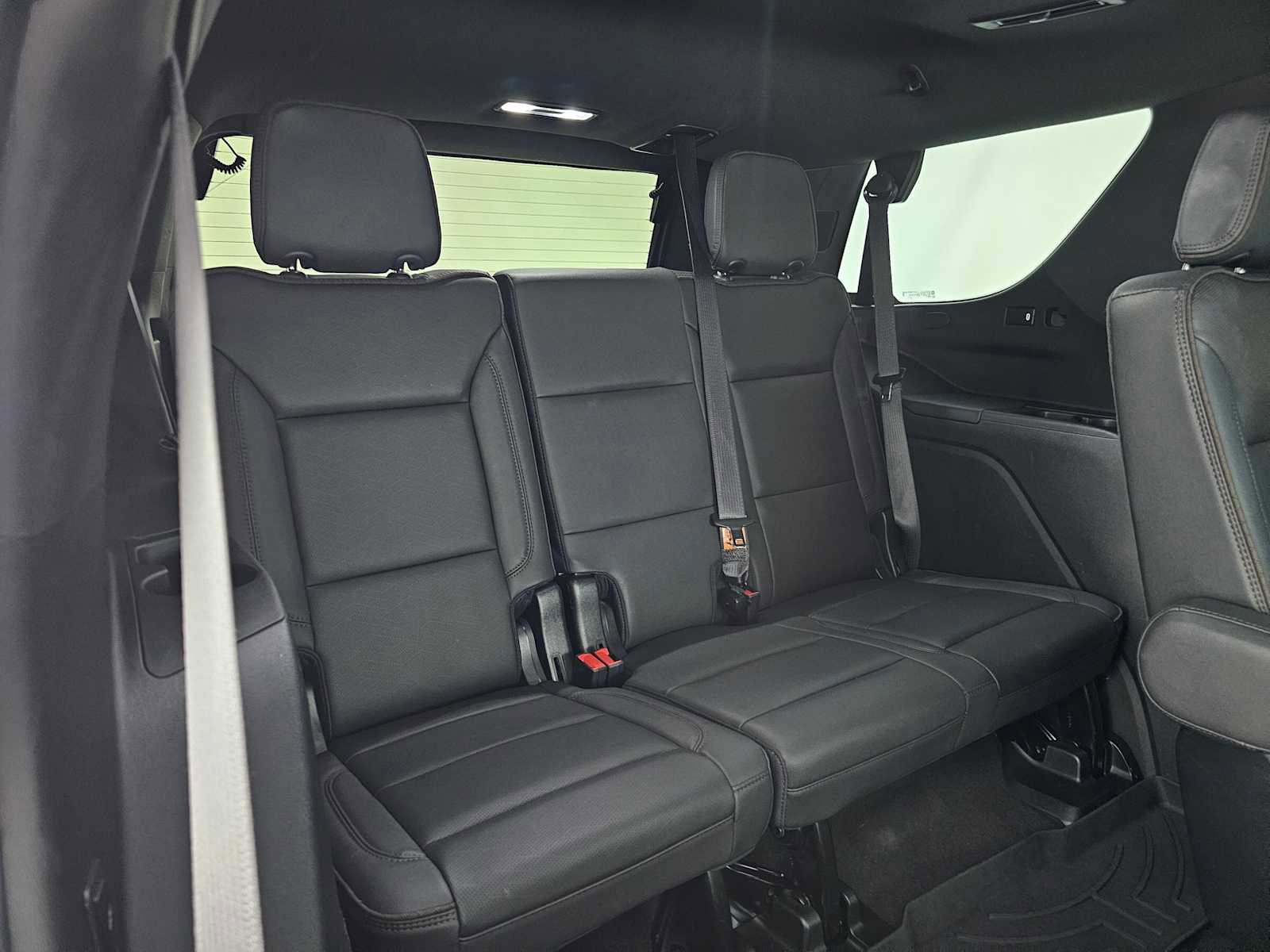 Used 2023 Chevrolet Tahoe High Country w/ Advanced Technology Package image 13