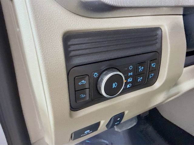 New 2026 Ford F450 Platinum w/ Platinum Plus Package image 10