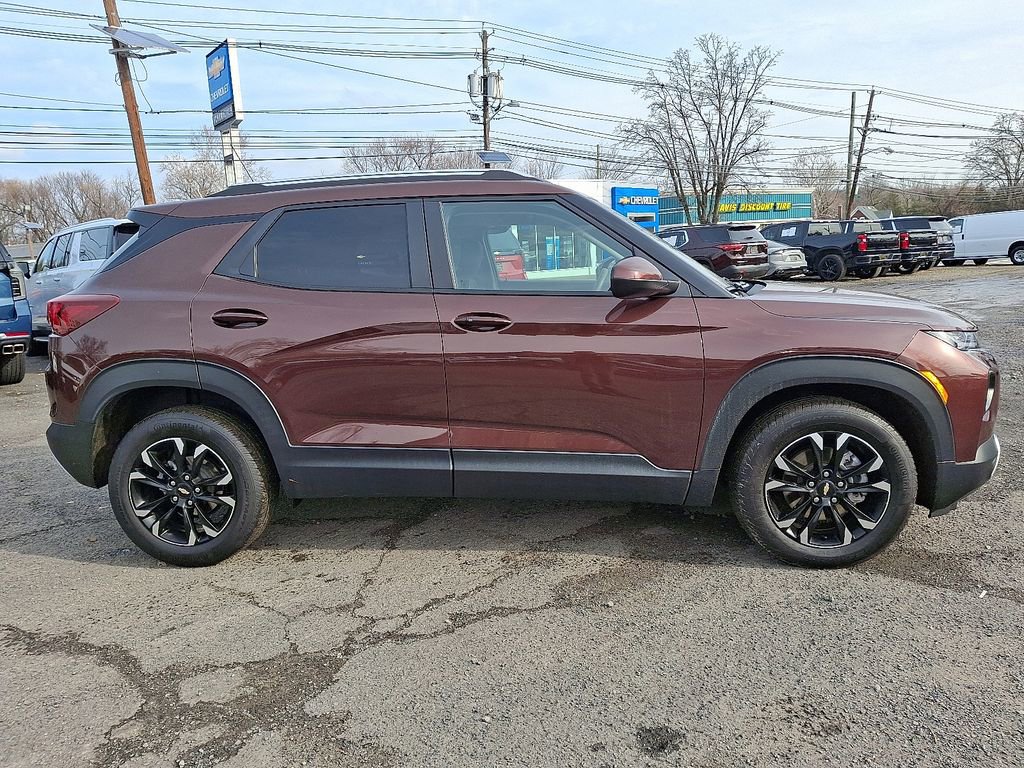 Used 2023 Chevrolet TrailBlazer LT w/ Convenience Package image 8