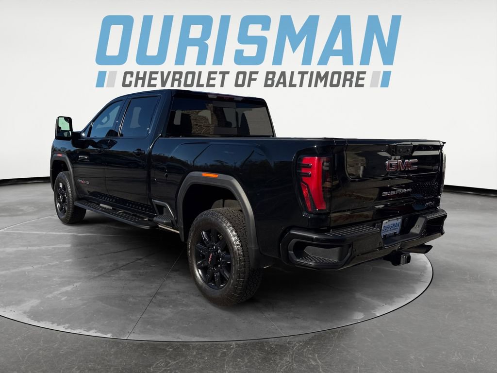 Used 2024 GMC Sierra 2500 AT4 w/ AT4 Preferred Package image 4