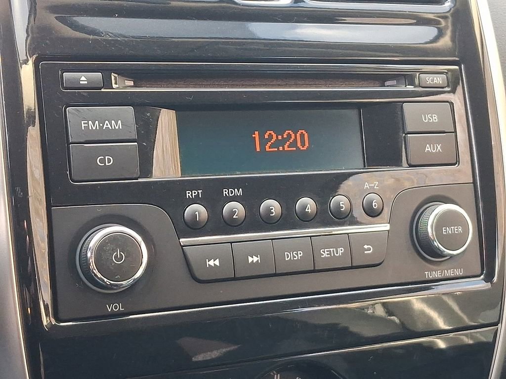 Used 2015 Nissan Versa Note SV image 16