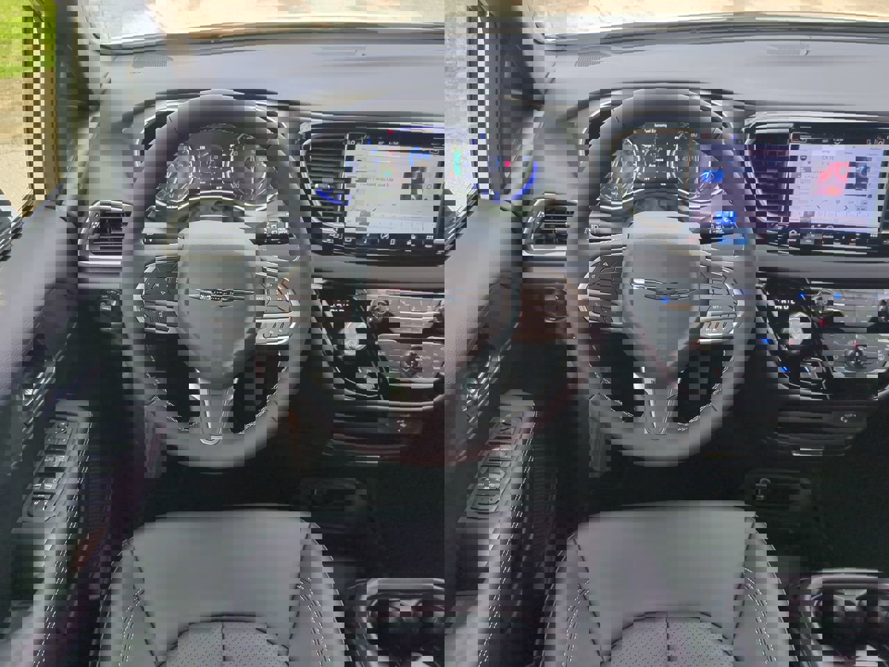 New 2026 Chrysler Voyager LX image 15