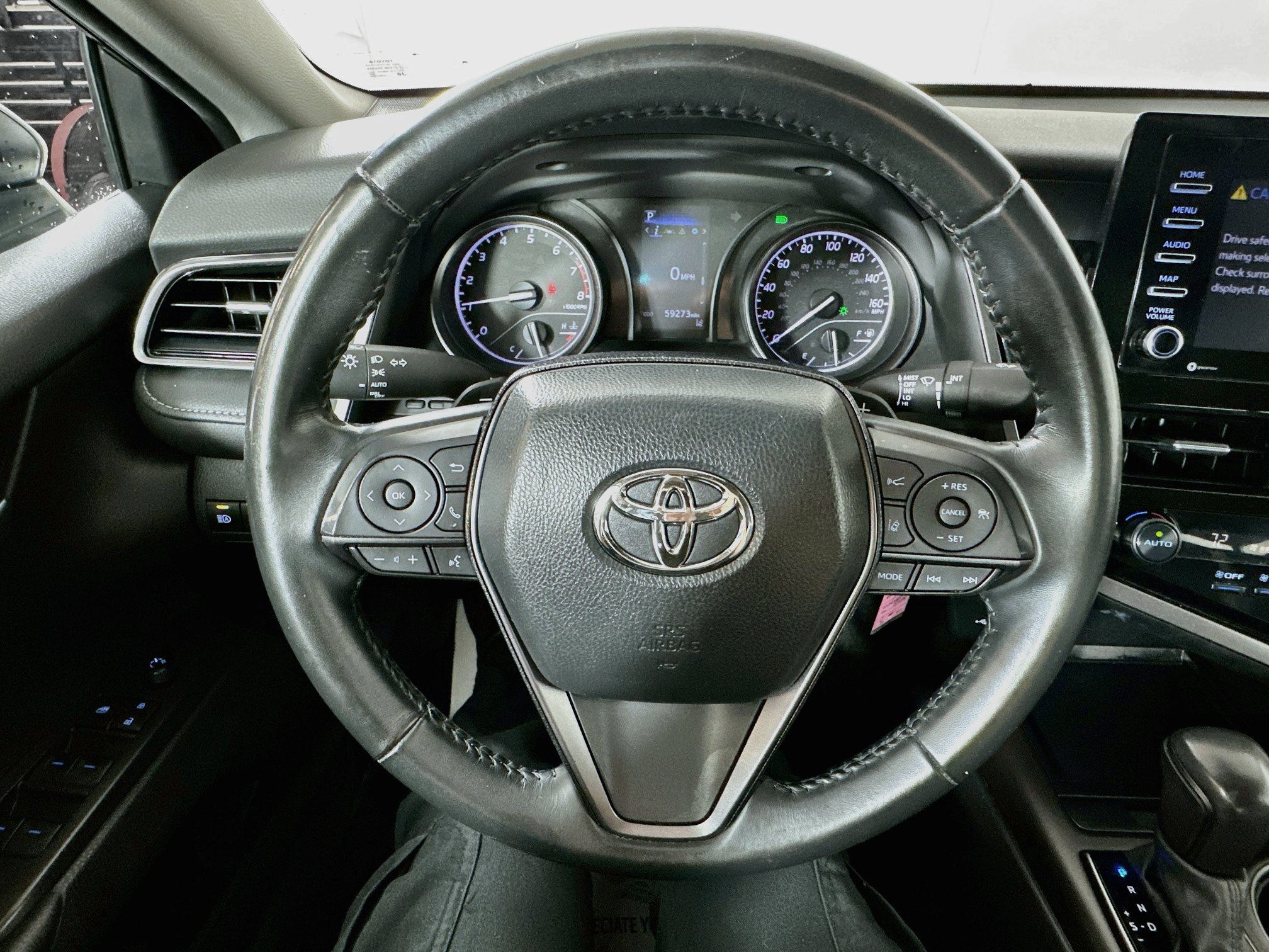 Used 2024 Toyota Camry SE FWD image 11