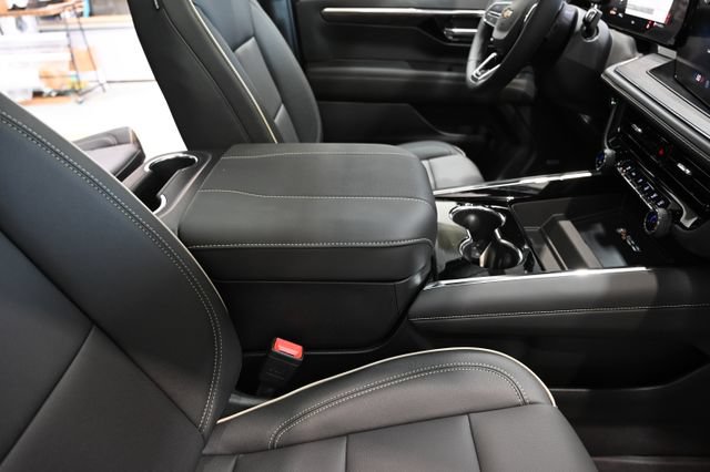 New 2026 Chevrolet Tahoe Premier w/ Sun And Tow Package AWD/4WD image 20
