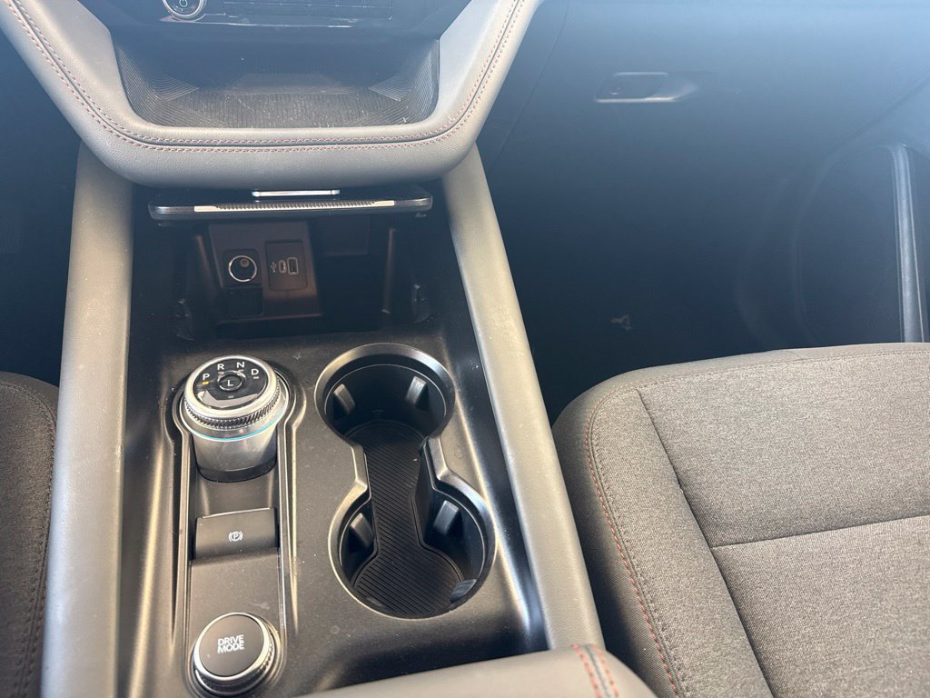 Certified 2025 Ford Explorer Active AWD/4WD image 26