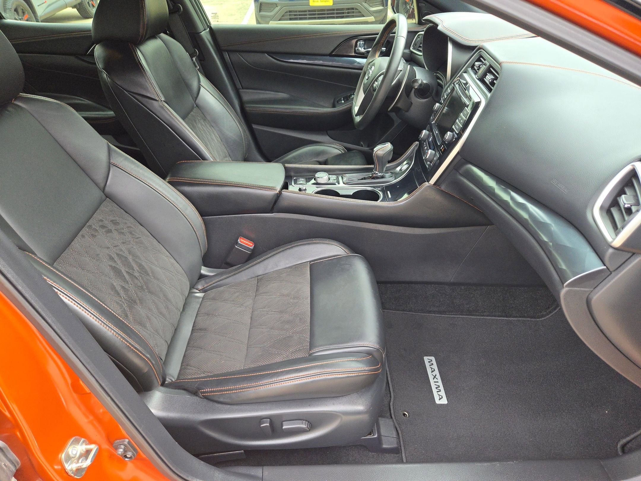 Used 2019 Nissan Maxima SR w/ Premium Package image 28