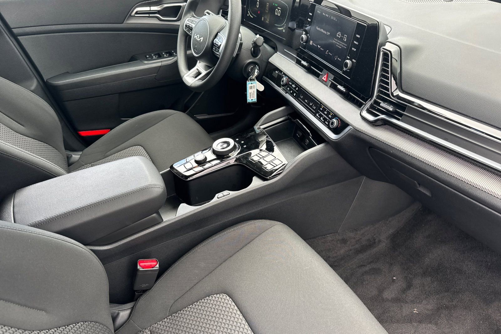 Certified 2025 Kia Sportage LX image 20