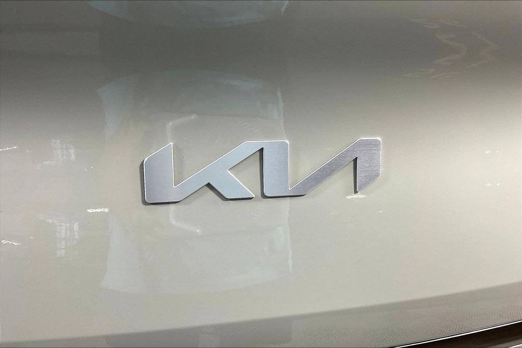Used 2023 Kia EV6 Wind w/ Wind Technology Package image 30
