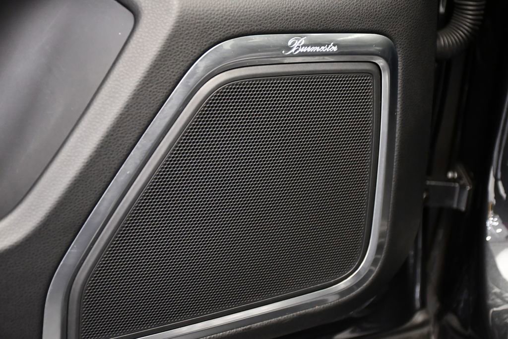Certified 2024 Porsche Macan GTS image 39