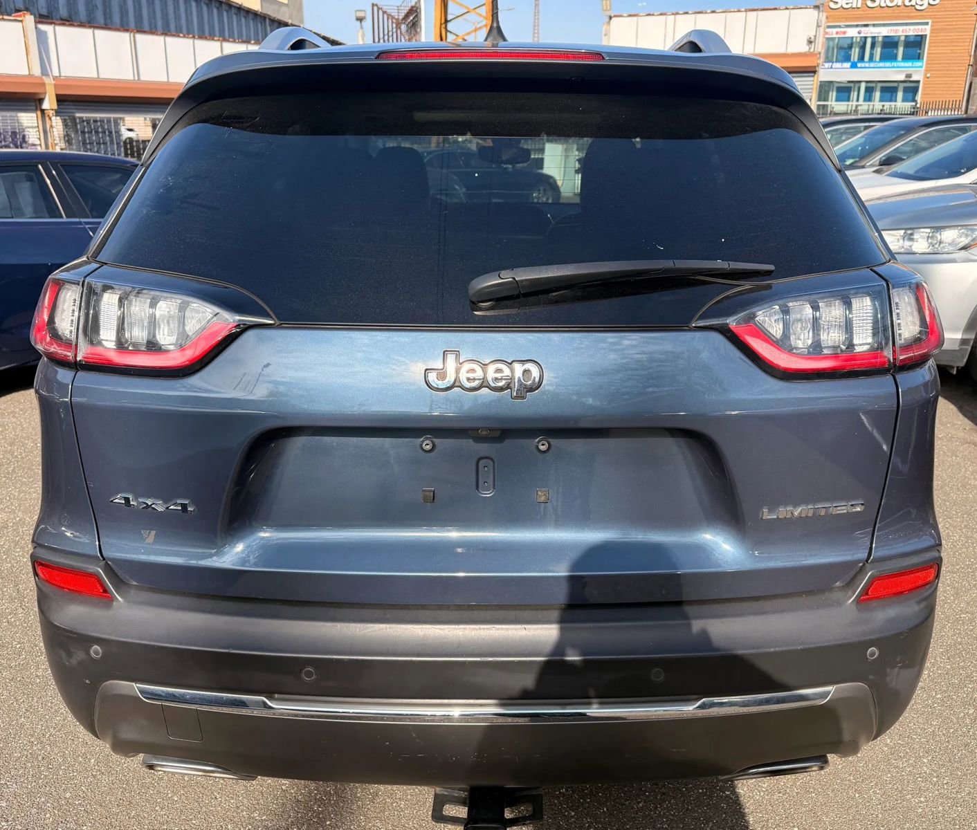 Used 2019 Jeep Cherokee Limited AWD/4WD image 6