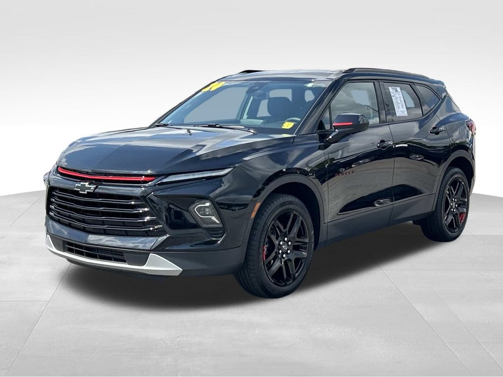 Used 2024 Chevrolet Blazer LT w/ Redline Edition FWD image 8