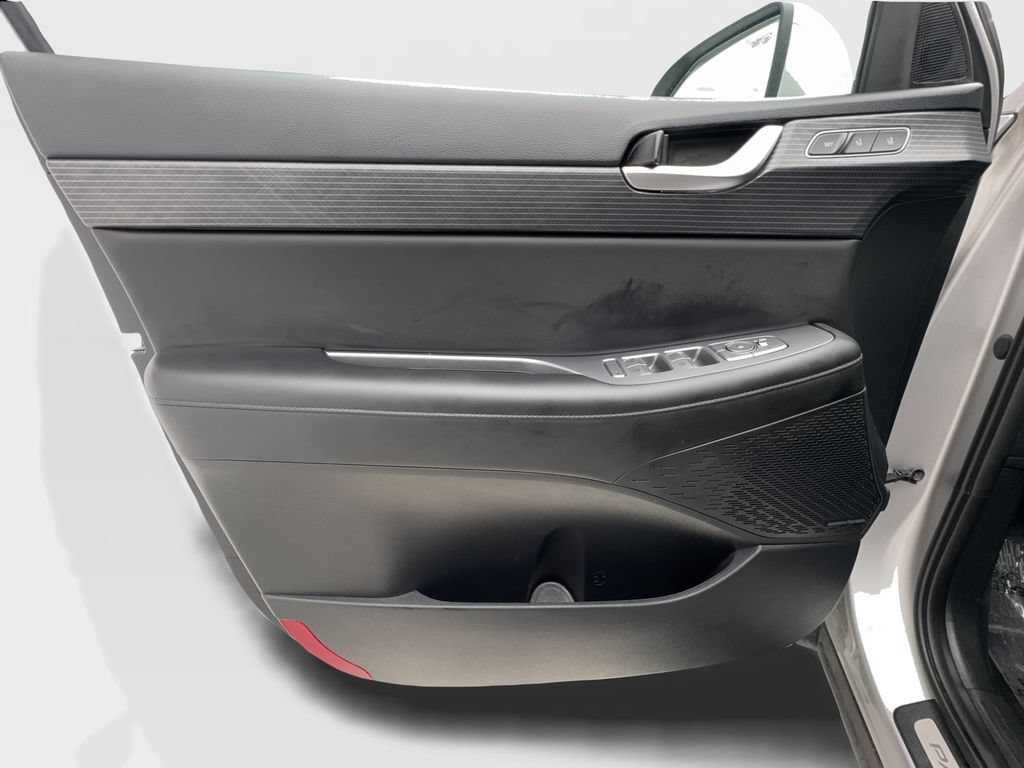 Used 2025 Hyundai Palisade Limited FWD image 23