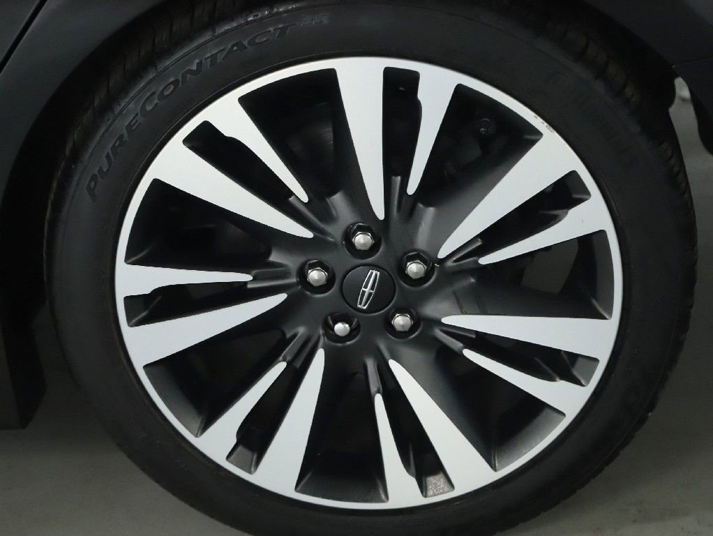 Used 2018 Lincoln MKZ Reserve w/ Climate Package image 39