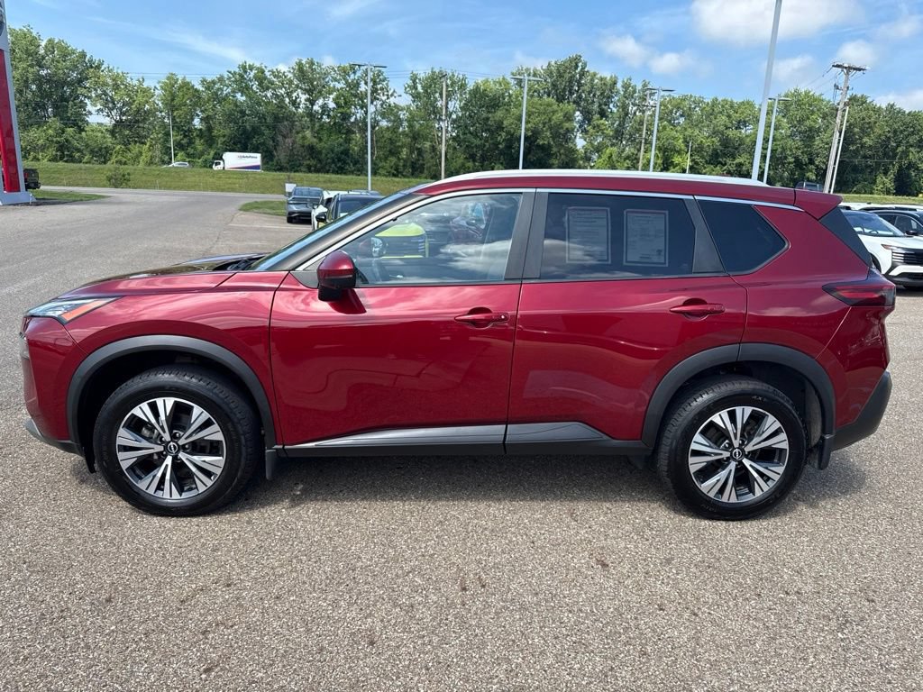 Used 2022 Nissan Rogue SV AWD/4WD image 4