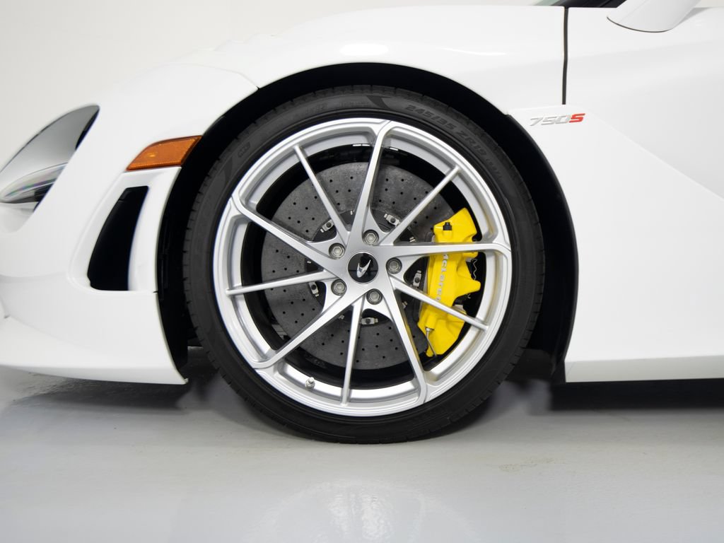 Used 2024 McLaren 750S Spider RWD image 53