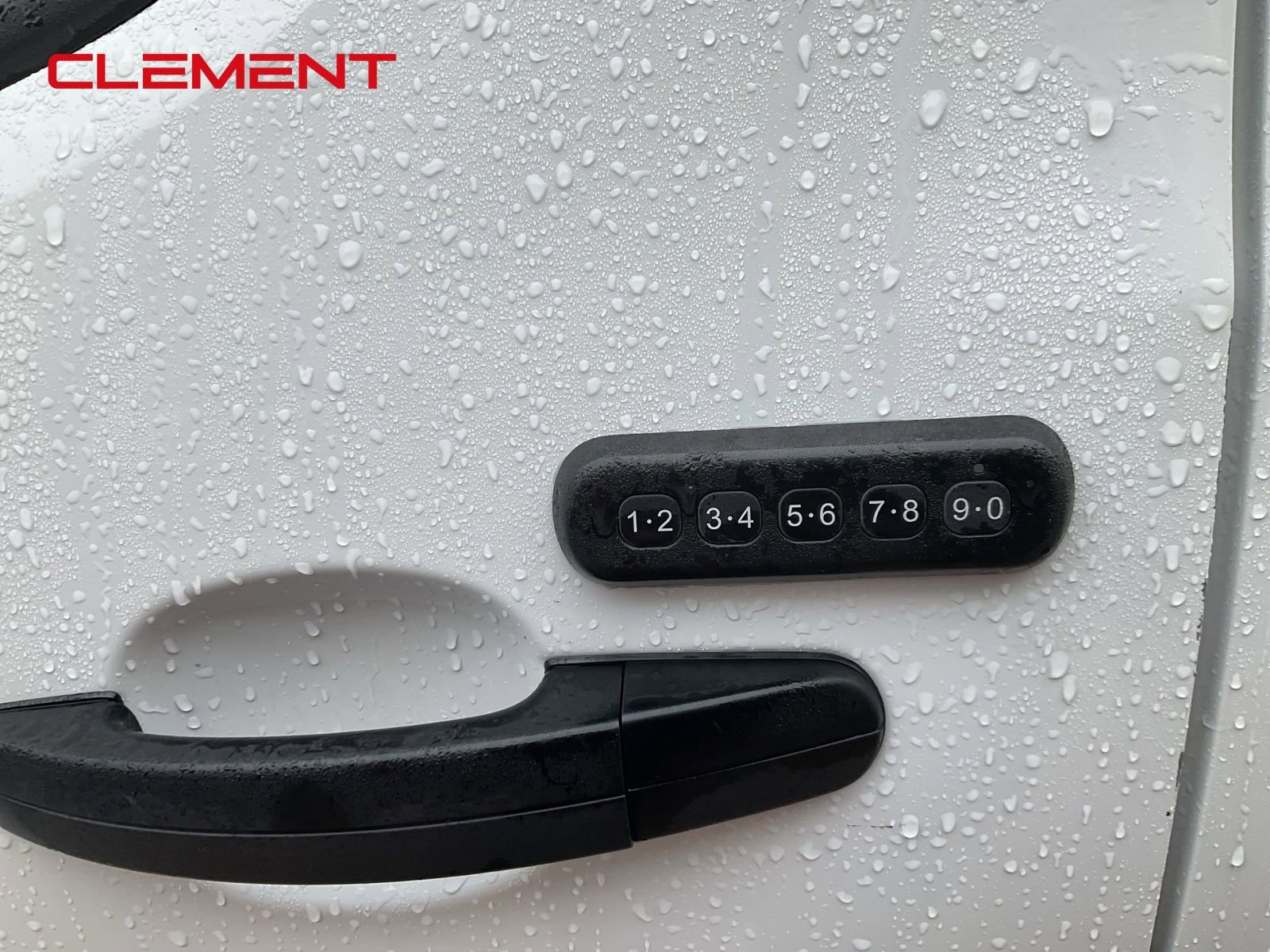 Used 2023 Ford Transit 350 XLT image 8