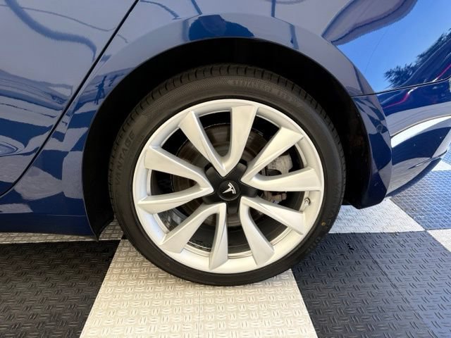 Used 2019 Tesla Model 3 Standard Range Plus RWD image 11