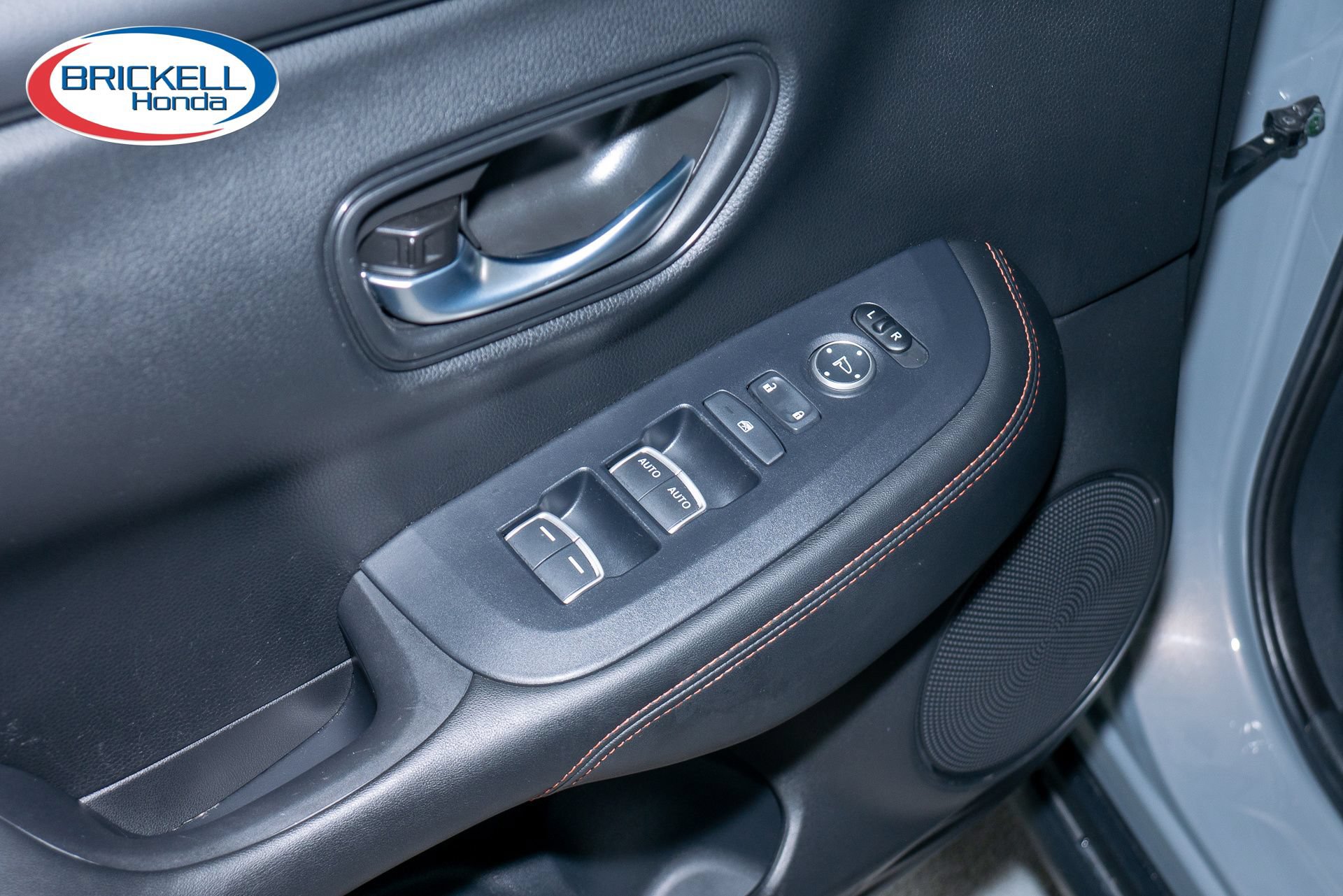 Certified 2025 Honda HR-V Sport image 24