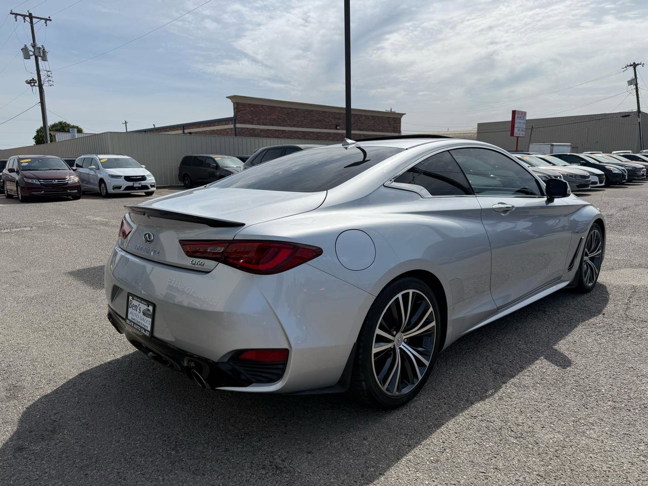 Used 2018 INFINITI Q60 3.0t Luxe w/ Sensory Package 3.0T Luxe RWD image 6