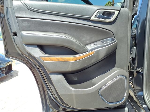 Used 2019 GMC Yukon Denali w/ Denali Ultimate Black Edition AWD/4WD image 18