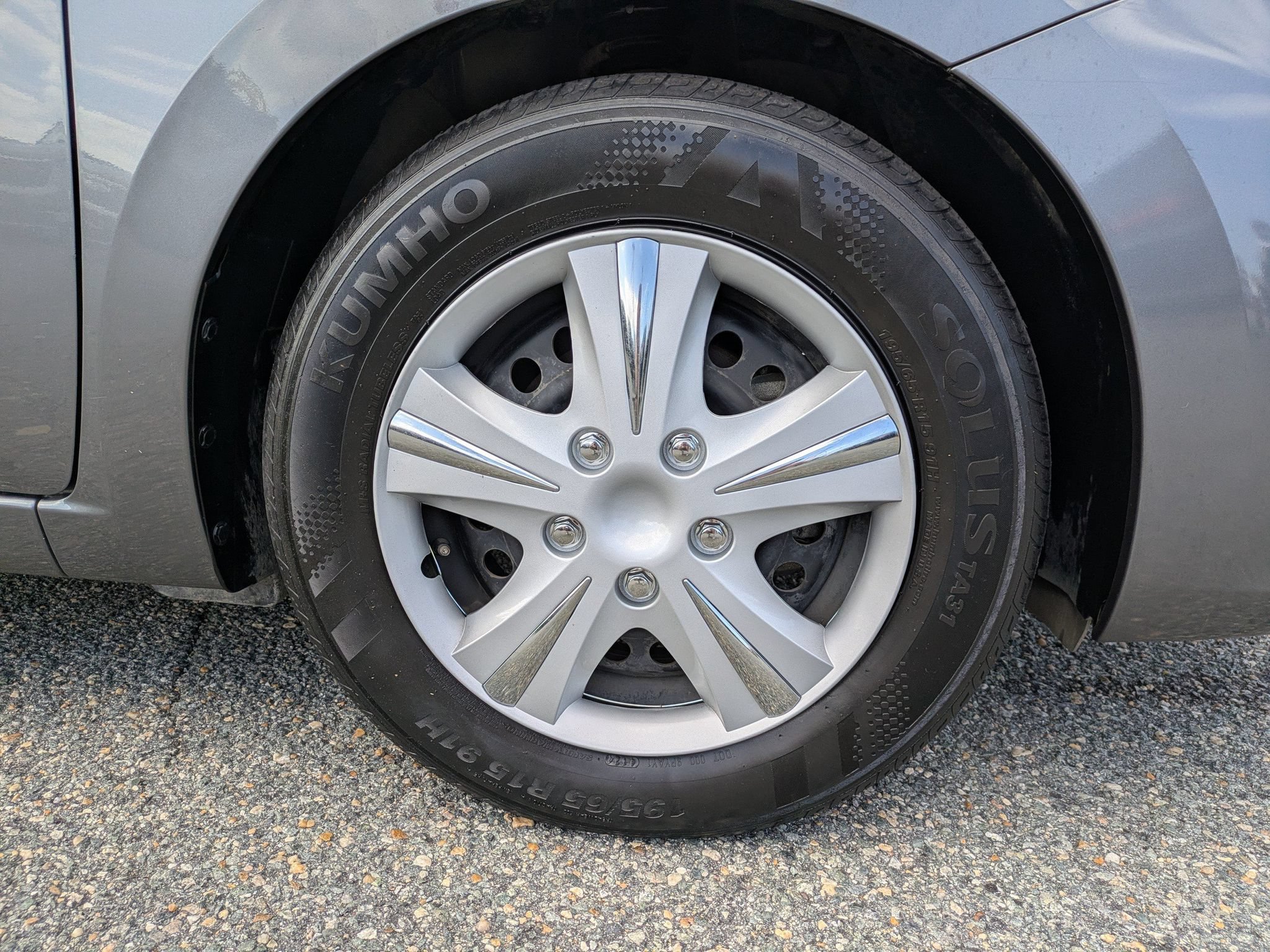 Certified 2025 Nissan Versa S FWD image 12