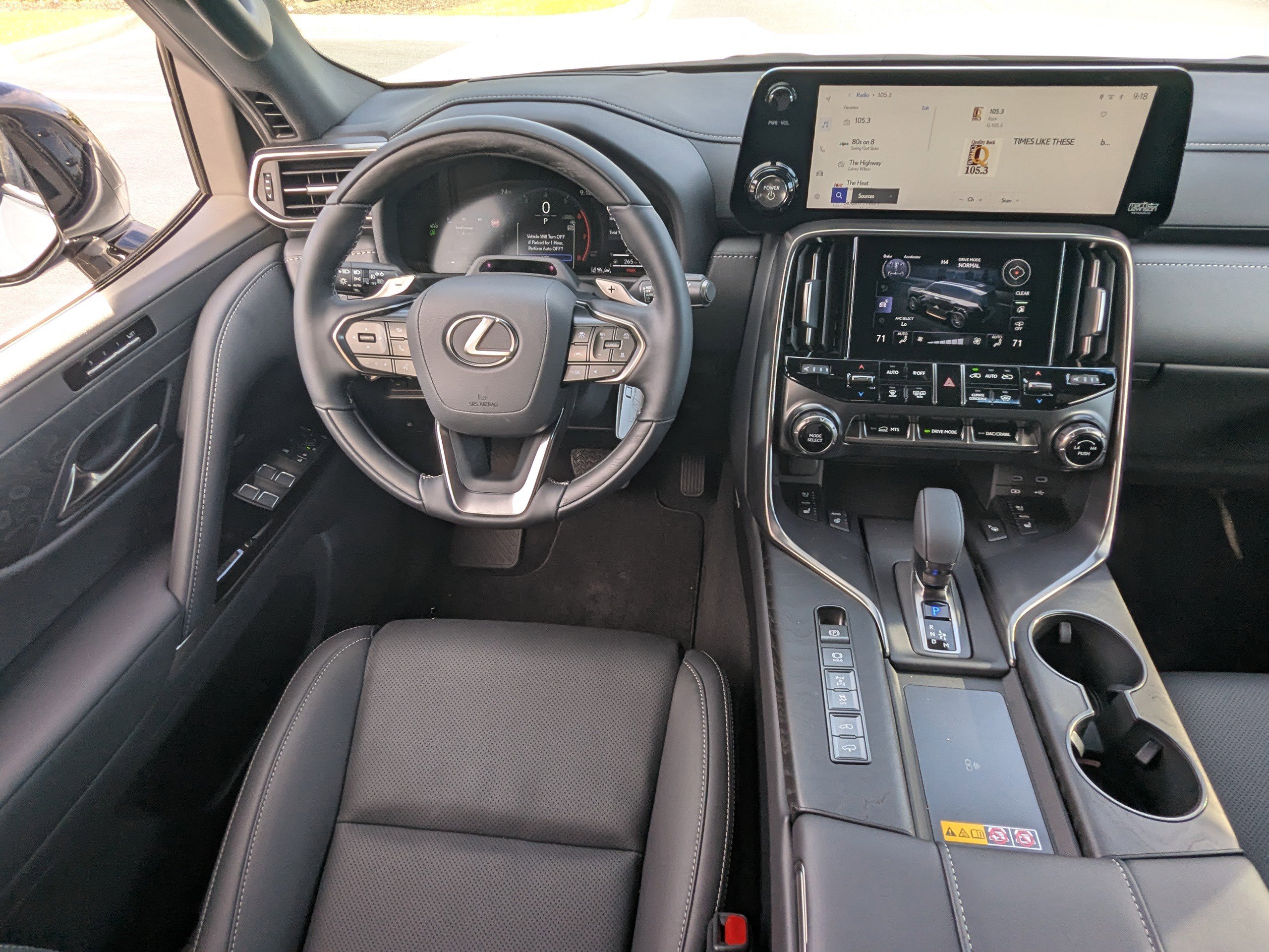 New 2025 Lexus LX 700h Luxury w/ Appearance Package image 16