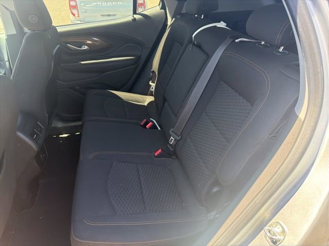 Used 2018 GMC Terrain SLE w/ Driver Convenience Package AWD/4WD image 5