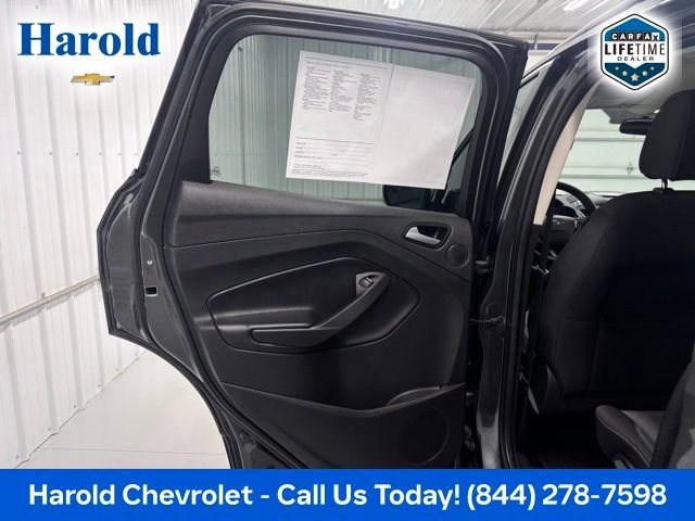 Used 2017 Ford Escape SE w/ Equipment Group 201A image 12