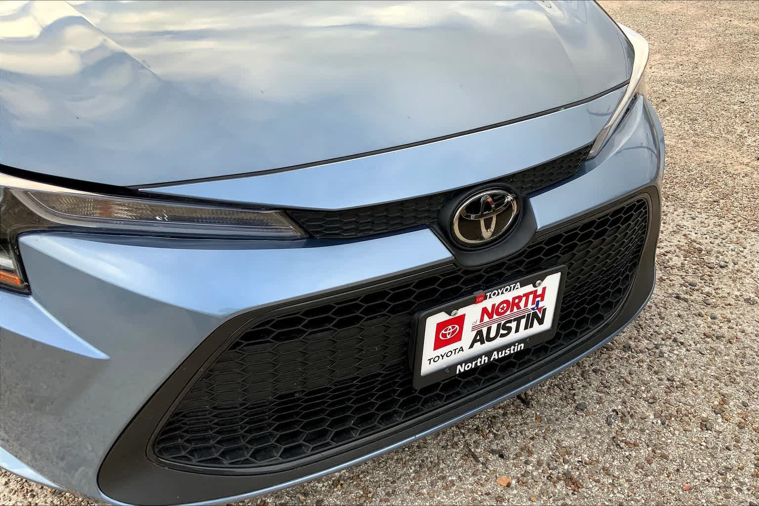 Used 2023 Toyota Corolla LE FWD image 29