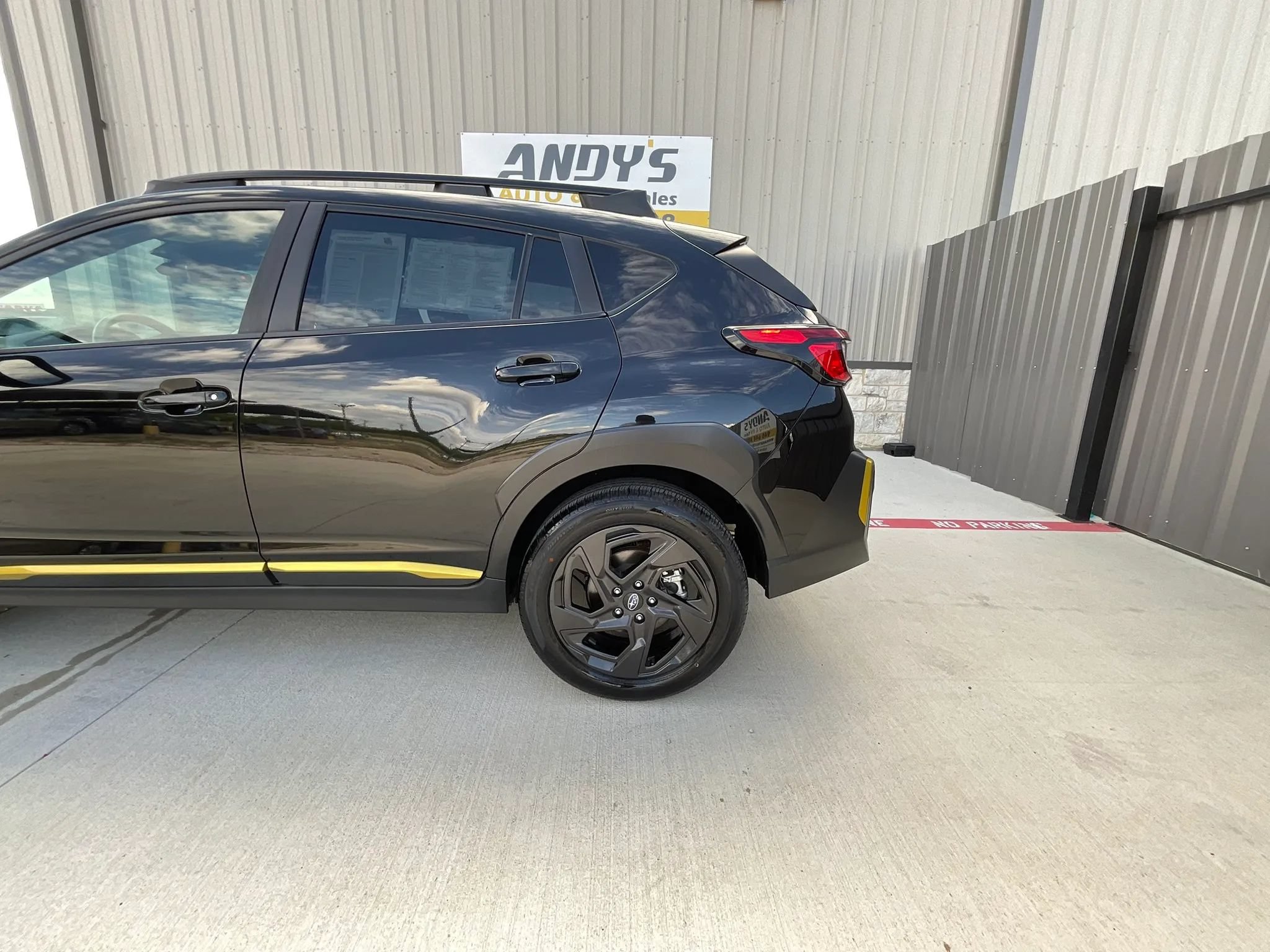 Used 2025 Subaru Crosstrek 2.5i Sport w/ Crosstrek Mirror Package AWD/4WD image 23