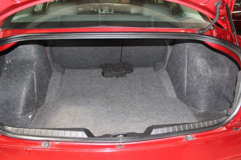 Used 2010 Chrysler 300 S image 11