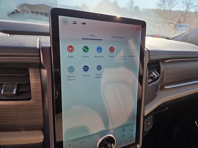 Used 2022 Ford Expedition Limited image 18