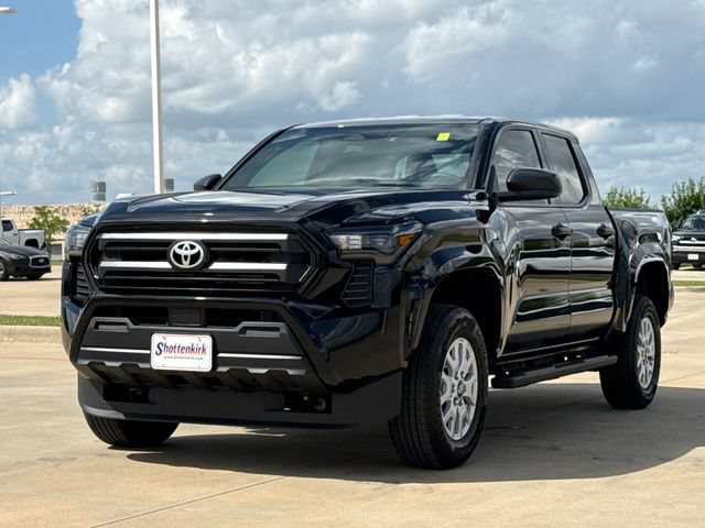 Used 2025 Toyota Tacoma SR RWD image 3