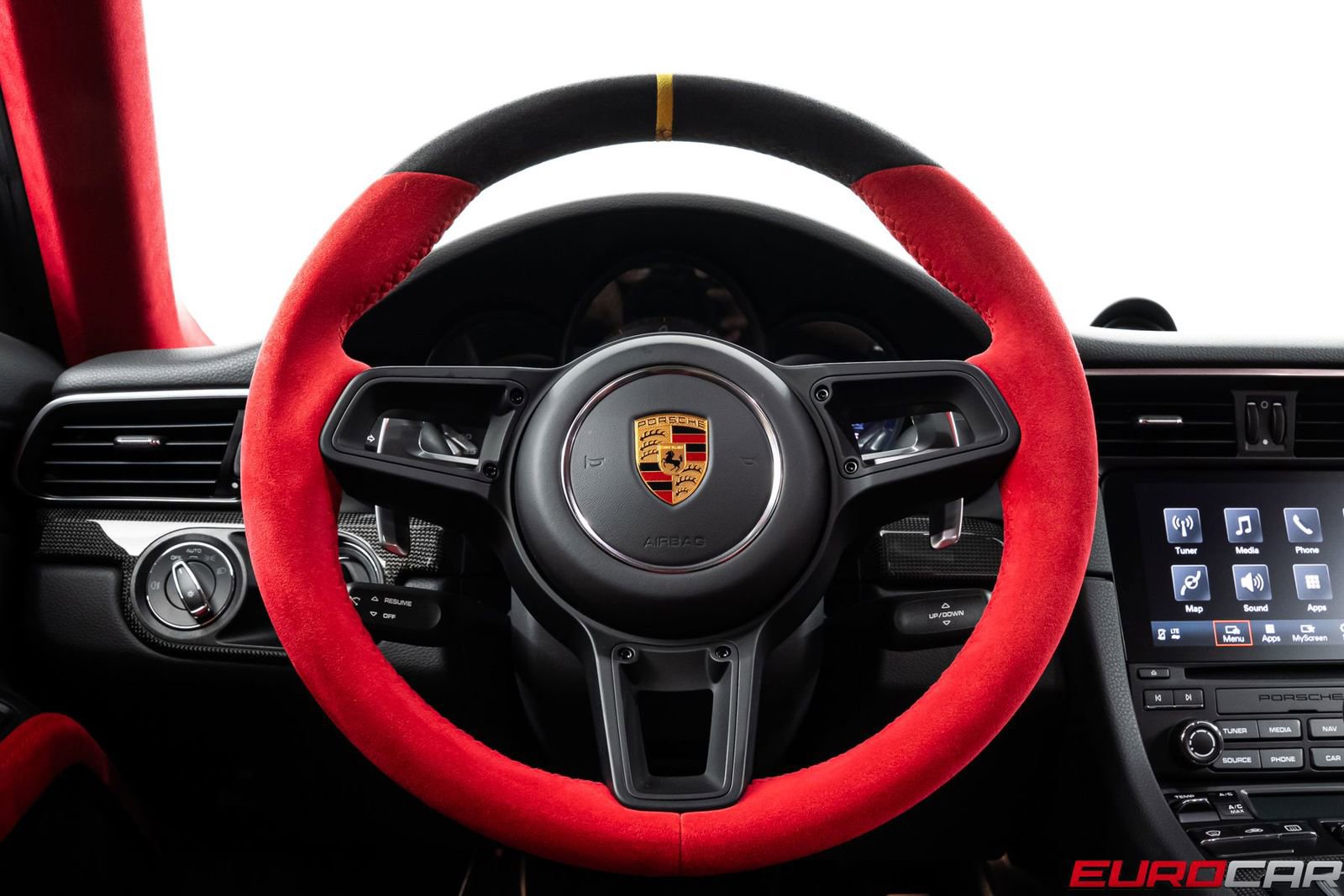 Used 2018 Porsche 911 GT2 RS image 35