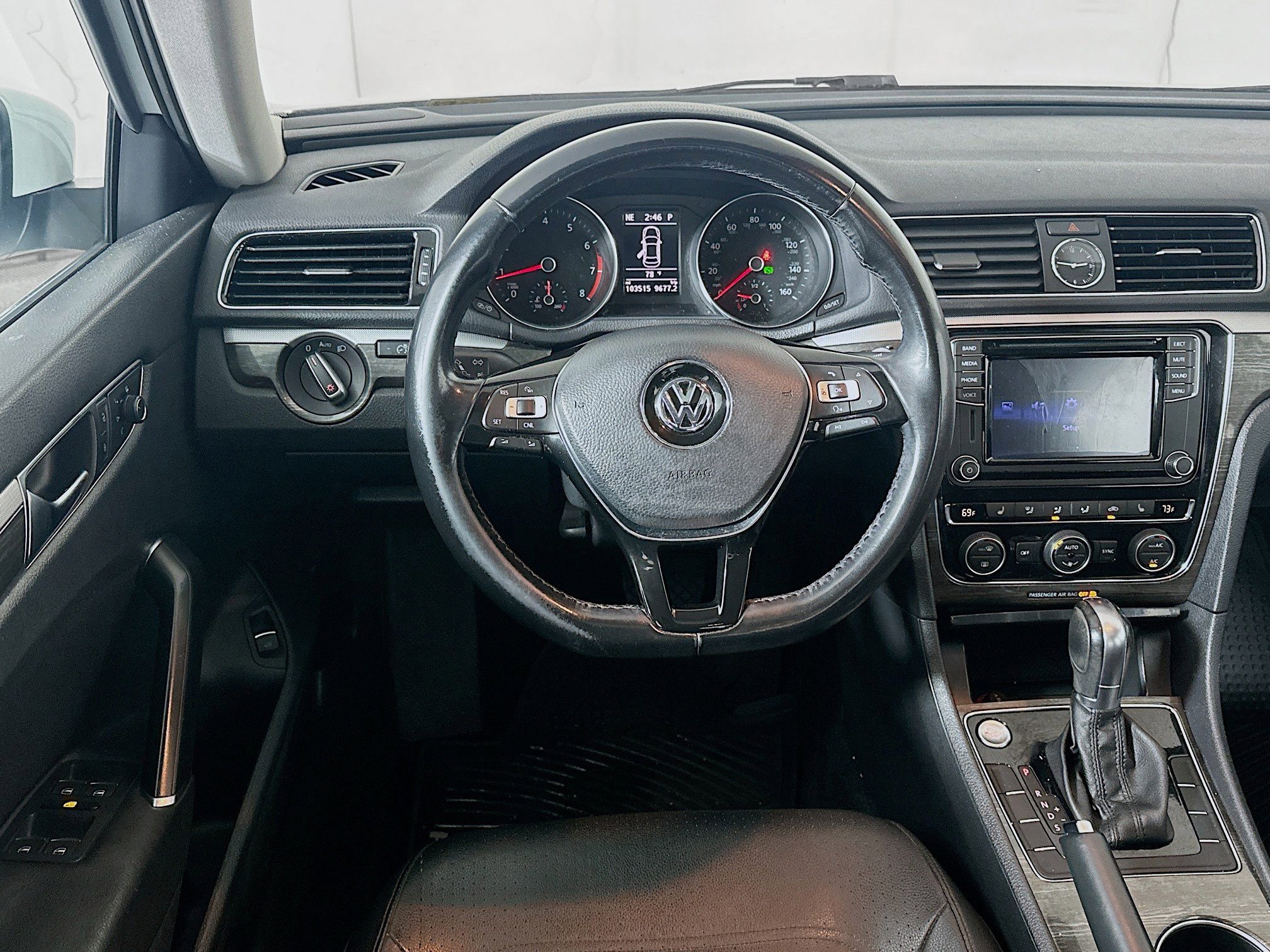 Used 2017 Volkswagen Passat 1.8T SE image 18