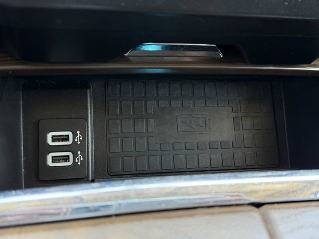 Used 2019 Ford Expedition Platinum AWD/4WD image 21