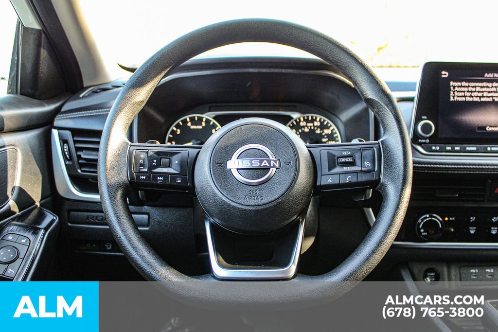 Used 2024 Nissan Rogue S image 24