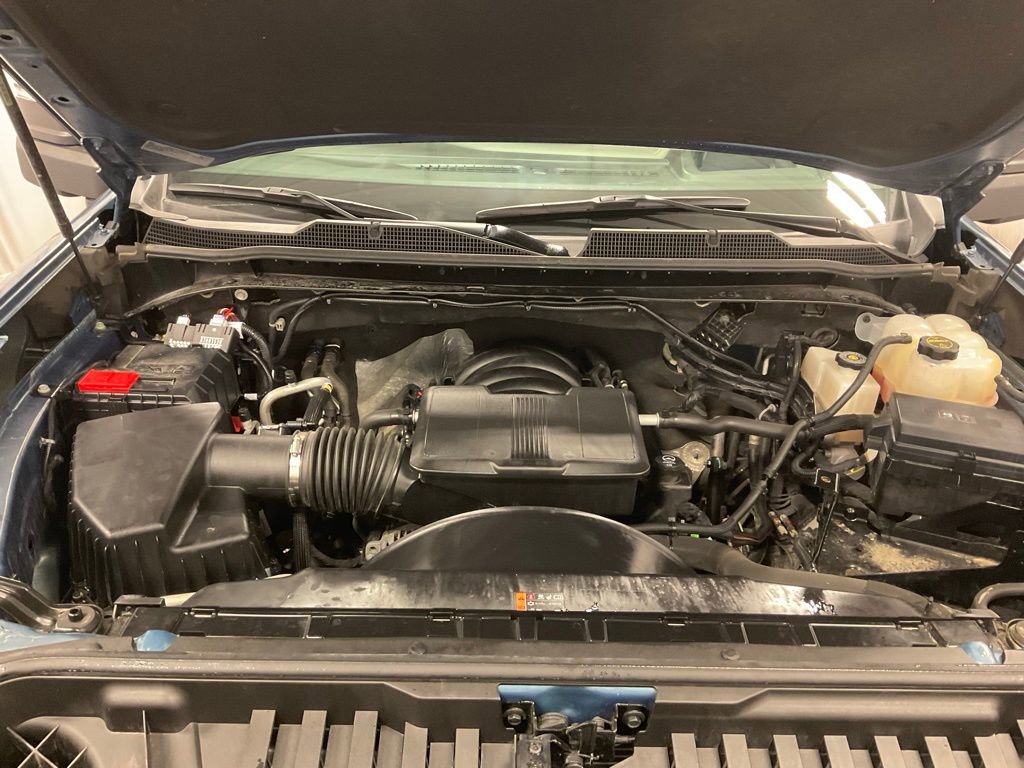 Used 2024 Chevrolet Silverado 2500 ZR2 w/ Technology Package image 36