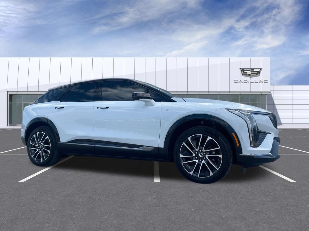 New 2027 Cadillac Optiq Sport w/ LPO, Floor Liner Package AWD/4WD image 1