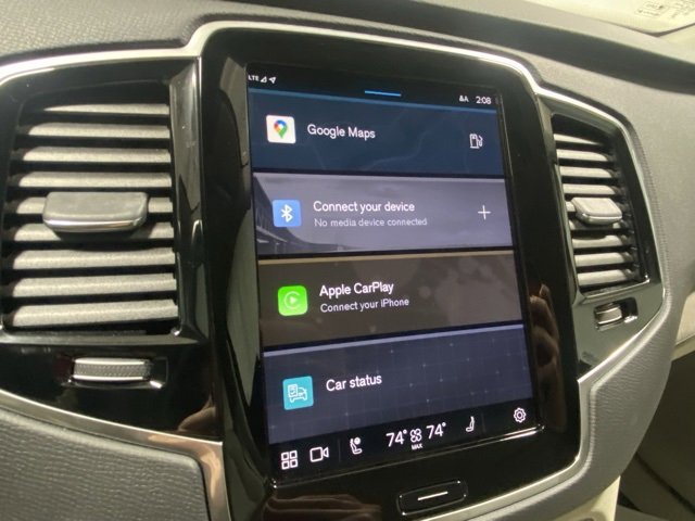 Used 2024 Volvo XC90 B6 Plus w/ Protection Package image 17