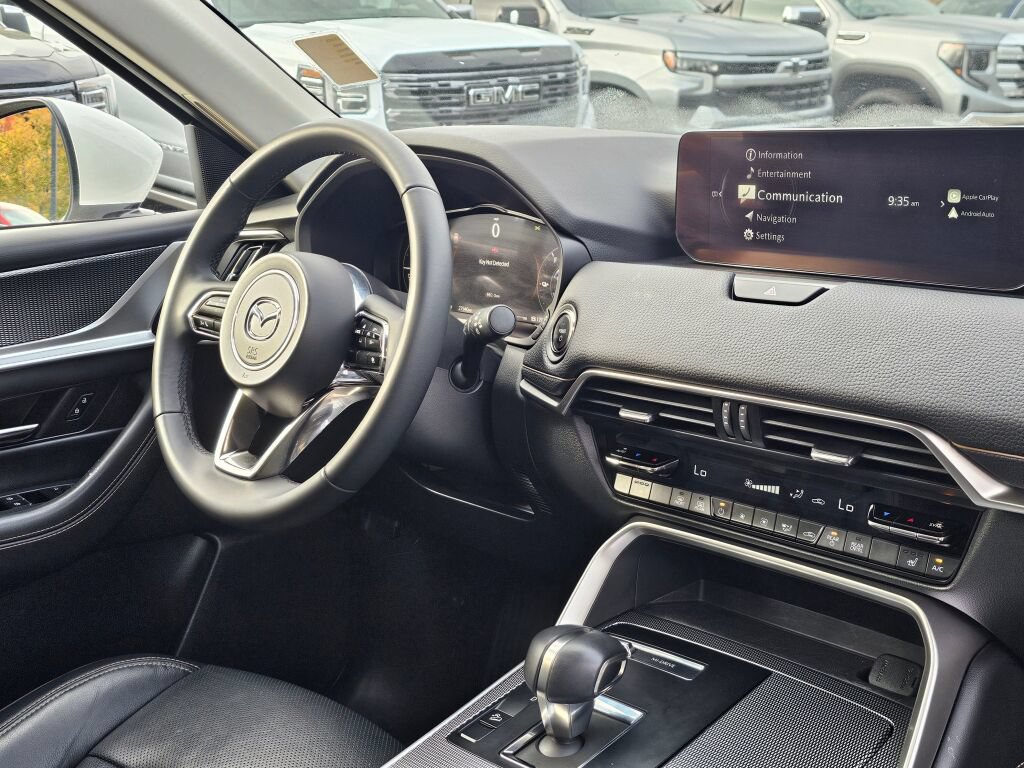 Certified 2024 MAZDA CX-90 Plug-In Hybrid w/ Preferred AWD/4WD image 35