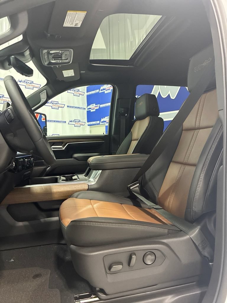 New 2026 Chevrolet Silverado 2500 High Country w/ High Country Premium Package AWD/4WD image 22