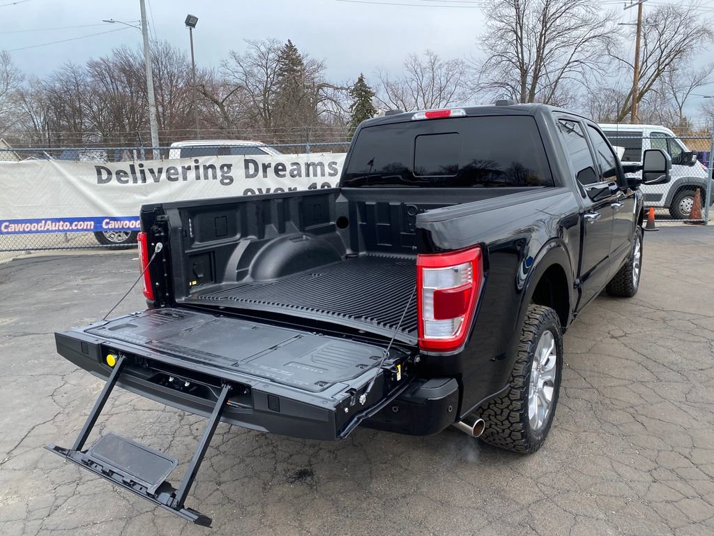 Used 2023 Ford F150 Platinum image 5