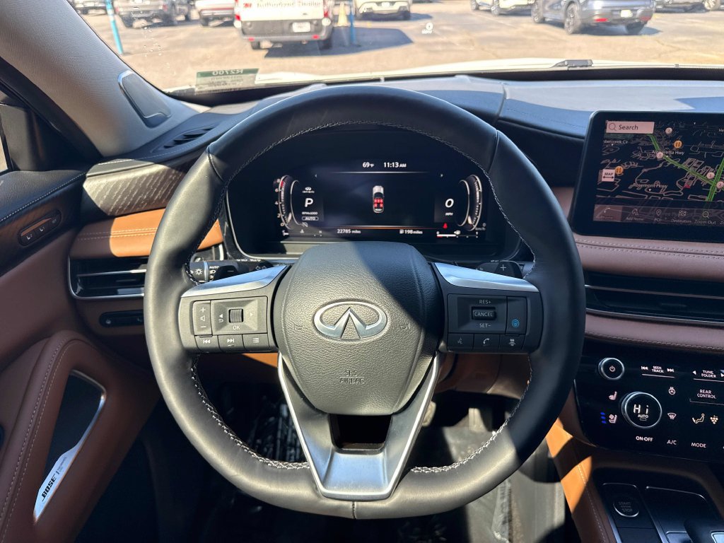 Used 2023 INFINITI QX60 Sensory w/ Vision Package AWD/4WD image 17