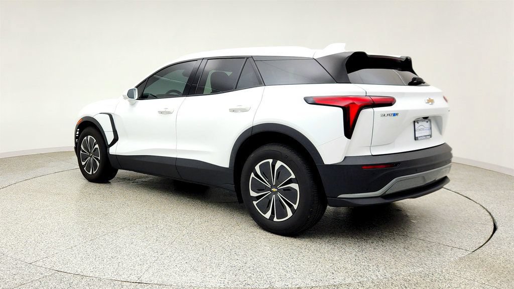 Used 2024 Chevrolet Blazer EV LT AWD/4WD image 7